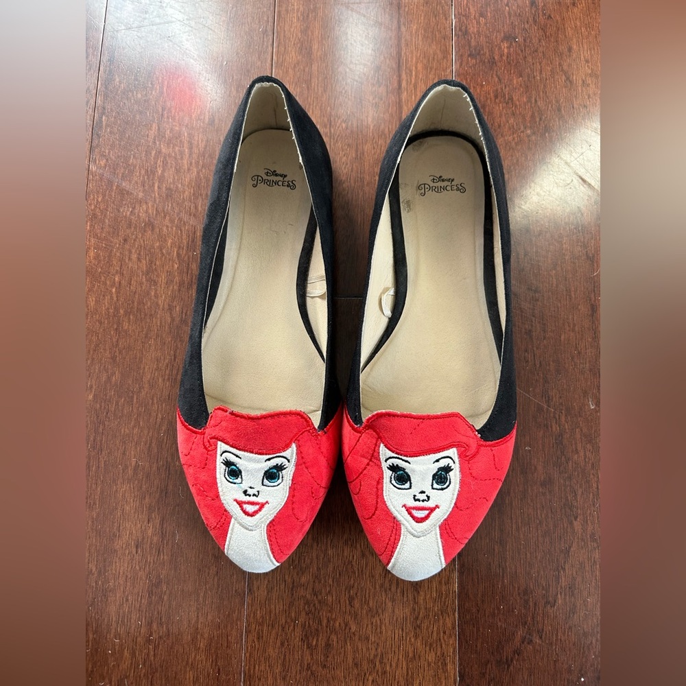 Disney Princess Sz 10 Black Red & Ariel Little Mermaid Pointed Toe Ballet Flats